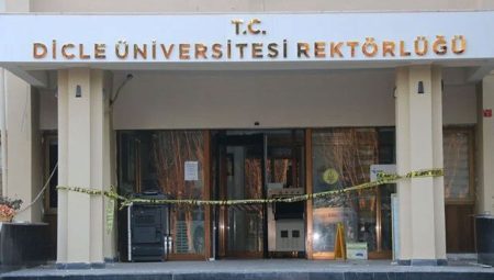 Dicle Üniversitesi Rektörlük Binası Ağır Hasar Aldı
