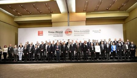 Burhaniye Belediyesi Türkiye-Almanya Kardeş Kentler Tepesi’ne Katıldı